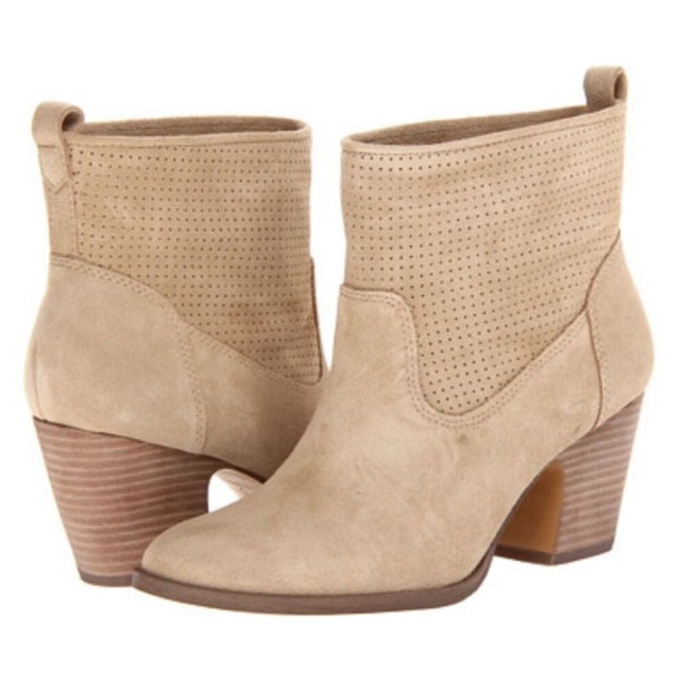 Ivanka Trump Beige Tiffany Suede Ankle Booties Womens 8.5